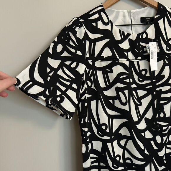 J.Crew Satin Graphic Black and White (Painter Print) Short Sleeve Blouse - Picture 4 of 6
